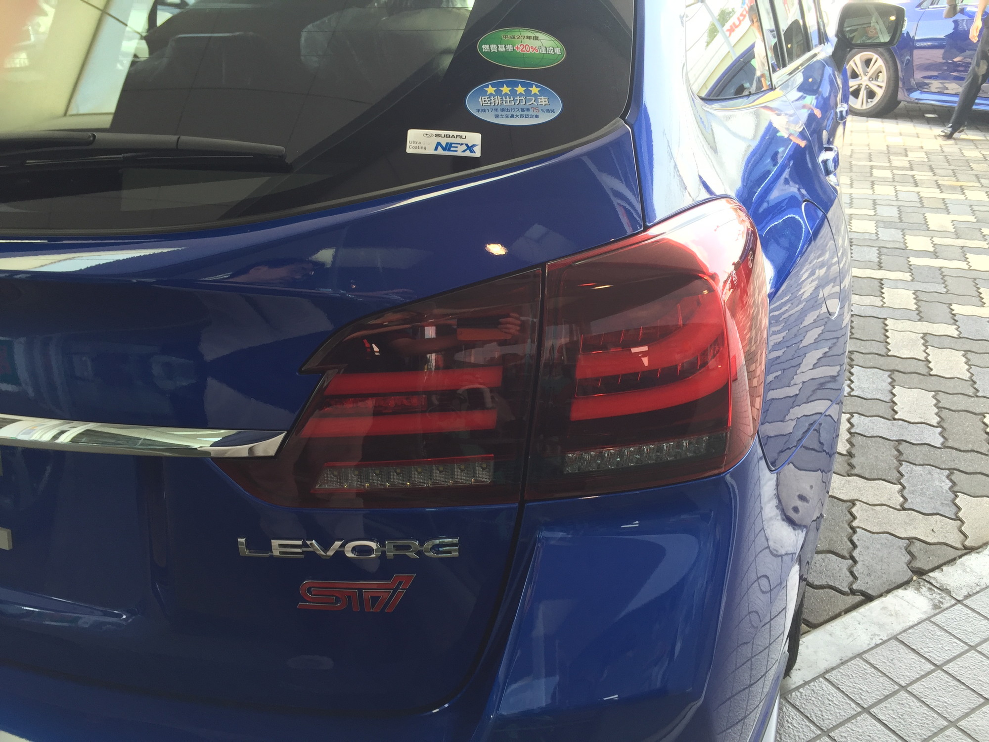 今話題の新車レヴォーグｓｔｉ コラゾン